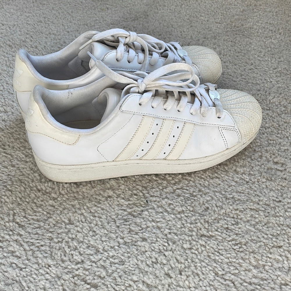 Adidas Superstar Sneakers